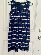 EUC Super Cute! Michael Kors size 4  Lined Sheath Dress Blue White Tie Dye Print