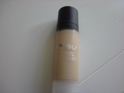 Makeup ölfrei 30 ml sehr hell Flüssig Pumpflasche Marke LR health&beautySystems