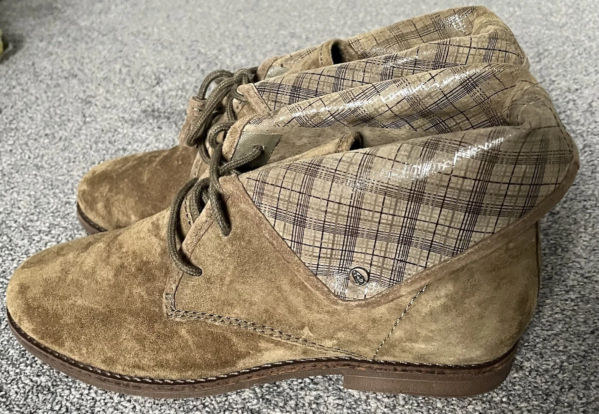 Hush Puppies Milos Cayto Desert Chukka Suede Boots Womens Unisex