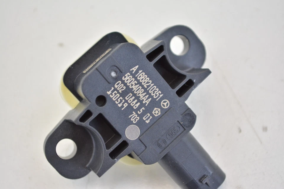 Mercedes Benz ML350 2012-18 puerta delantera izquierda/derecha sensor de choque de impacto OEM Foto 2 de 4