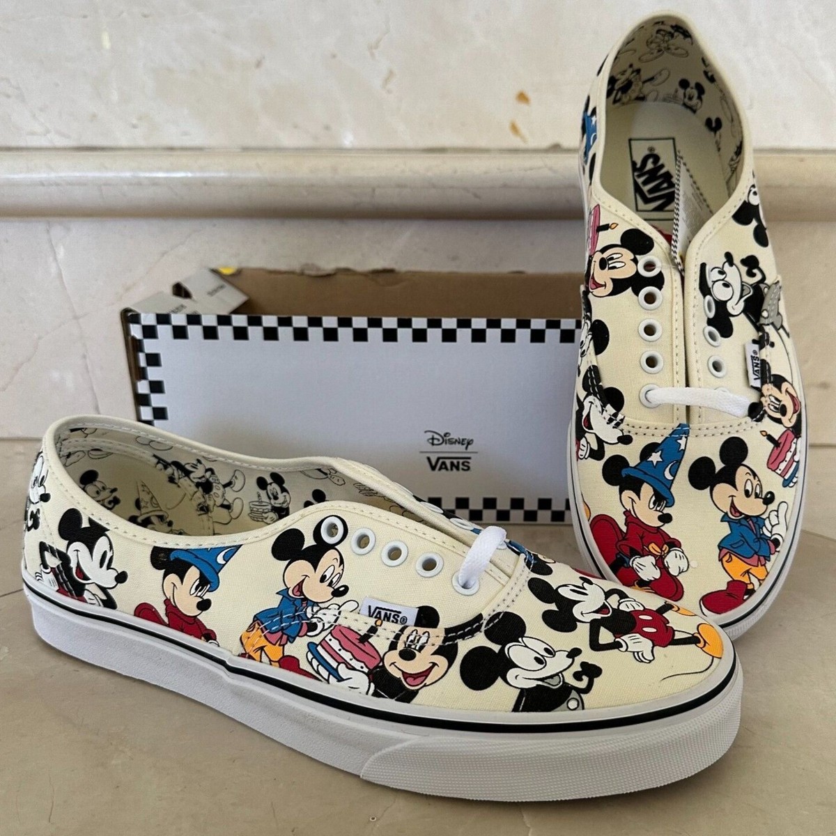 Mens Size 11 - Vans X Disney - Mickey
