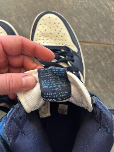 Jordan 1 Retro OG High Obsidian UNC 2019 - Picture 5 of 16
