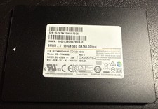 SAMSUNG MZ7KM960HAHP-00005 : 960.1 GB SSD Hard Drive