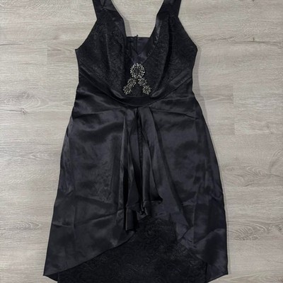 B2 Balizza Black Lace Satin Cocktail Dress w/ Rhinestone Brooch Womens 48 US 4-6