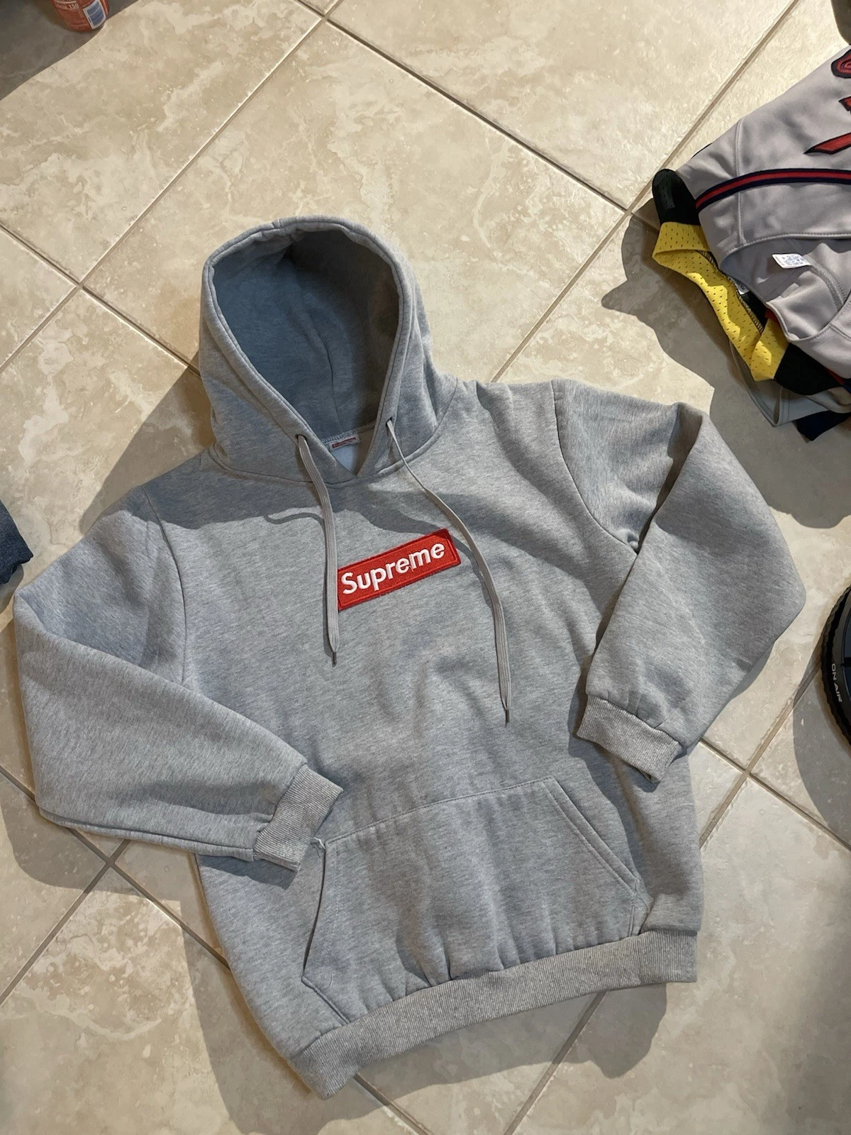 Sweat à capuche logo Supreme Box taille S gris