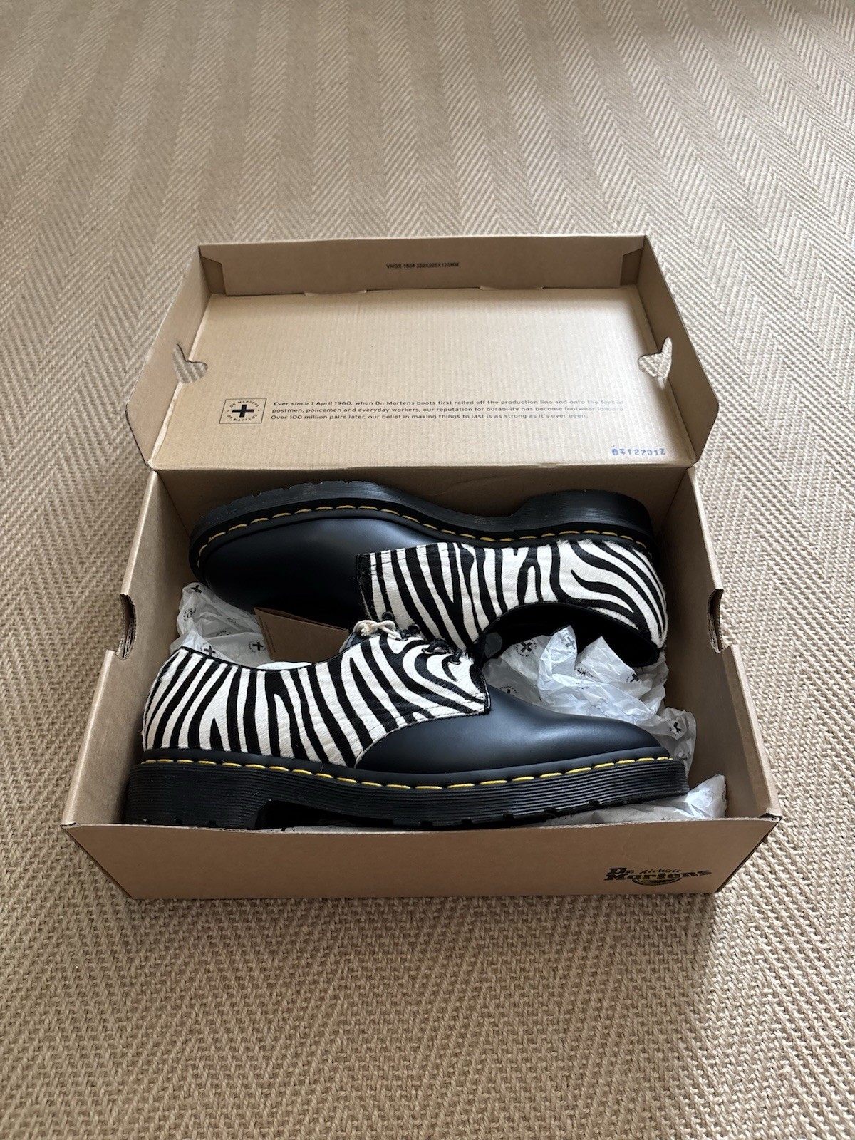 Rare Dr. Martens 1461 Zebra Hair-On LeatherShoes - Size 8 (New) image 8