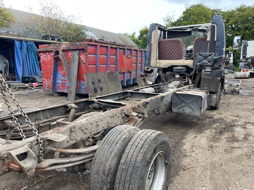 FORD CARGO 0813 COMPLETE ENGINE & GEARBOX CUT IN CHASSIS WITH ALL PARTS - Picture 7 of 8