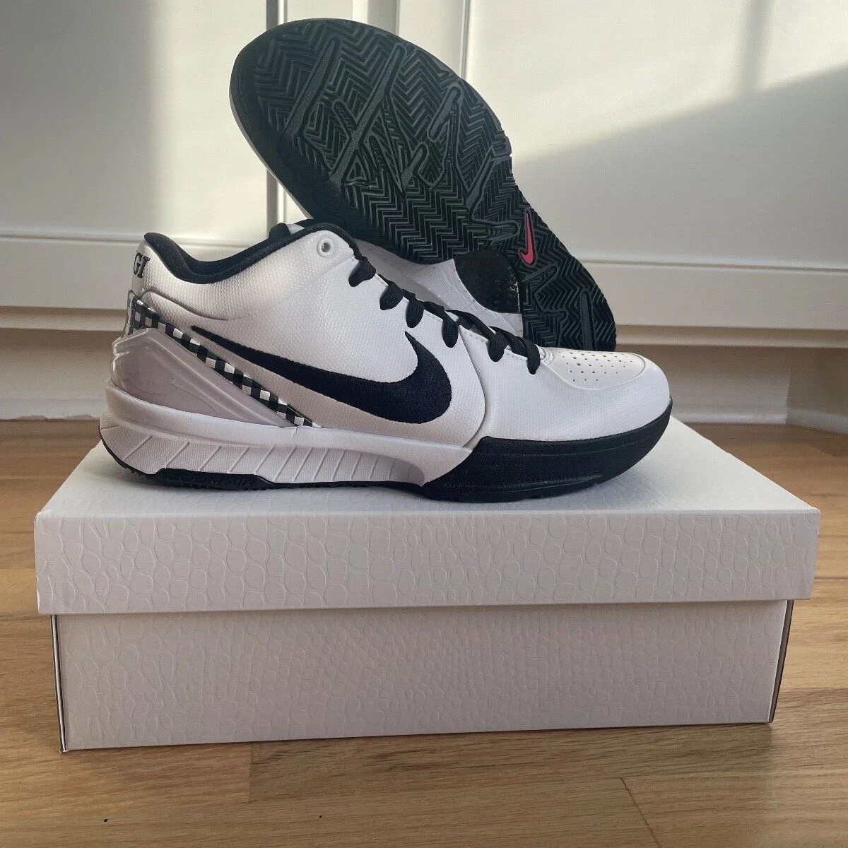 NIKE KOBE 4 PROTRO MAMBACITA GIGI White/Black/Gold/Emerald Size 6.5M New In Box