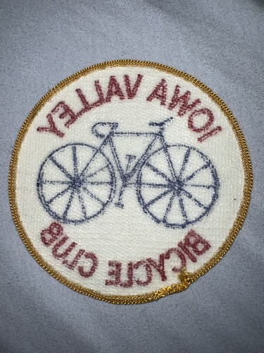 Vintage Iowa Bicycle Club with Bicycle Graphic Sew On Patch - Picture 2 of 2
