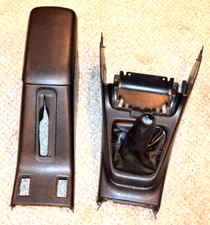 92 93 94 95 96 MAZDA MX3 MX-3 CENTER CONSOLE ARMREST GEAR SHIFT BEZEL TRIM OEM