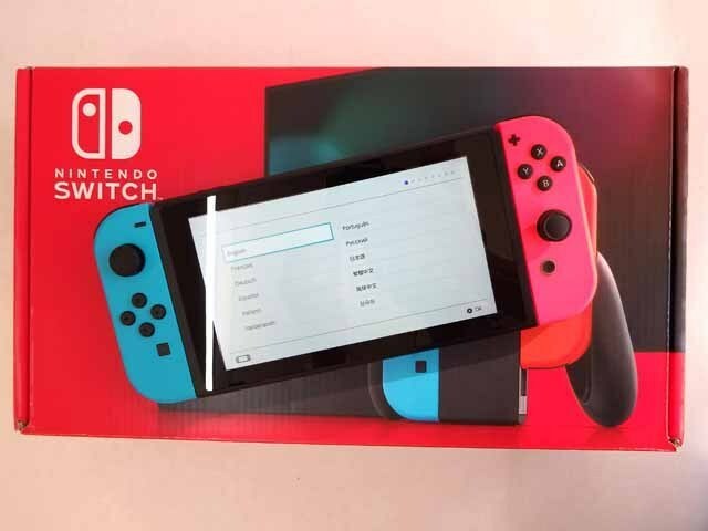 Nintendo Switch 32GB Console Neon Gray model Used Excellent+