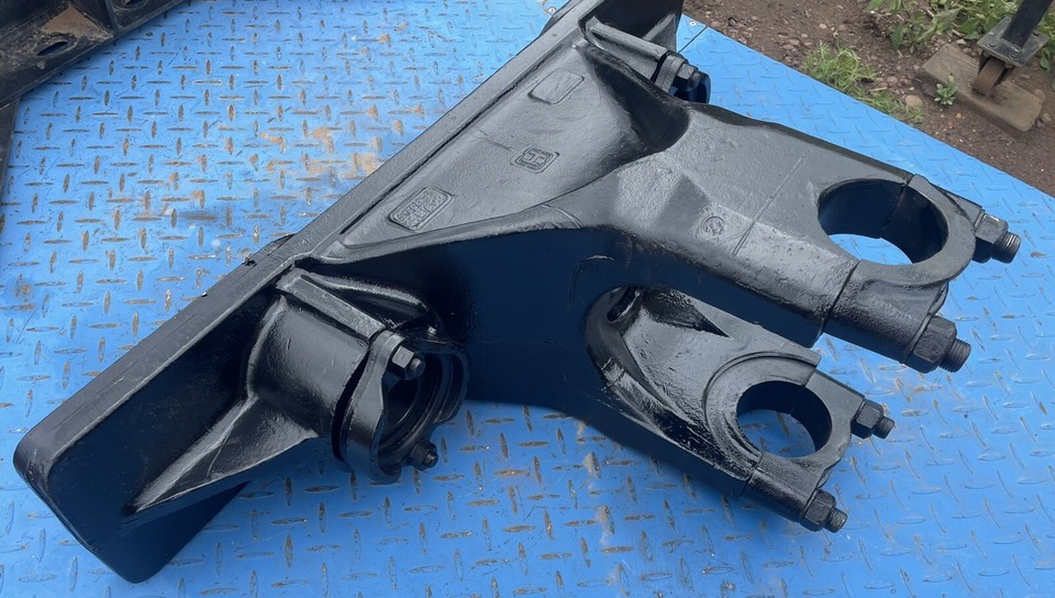 Hendrickson Walking Beam Suspension 151/4” Aluminum Saddle 107113 eBay