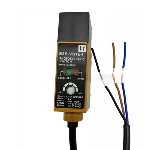 One Brand New OMRON E3S-VS1E4 PHOTOELECTRIC SWITCH PROXIMITY SENSOR PLC MODULE