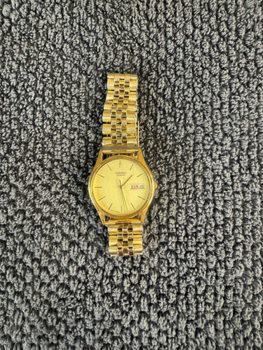 Vtg Seiko Watch Men 33mm Gold Tone Day Date Stretch Band 7N43-8A89 New Battery - Picture 2 of 6