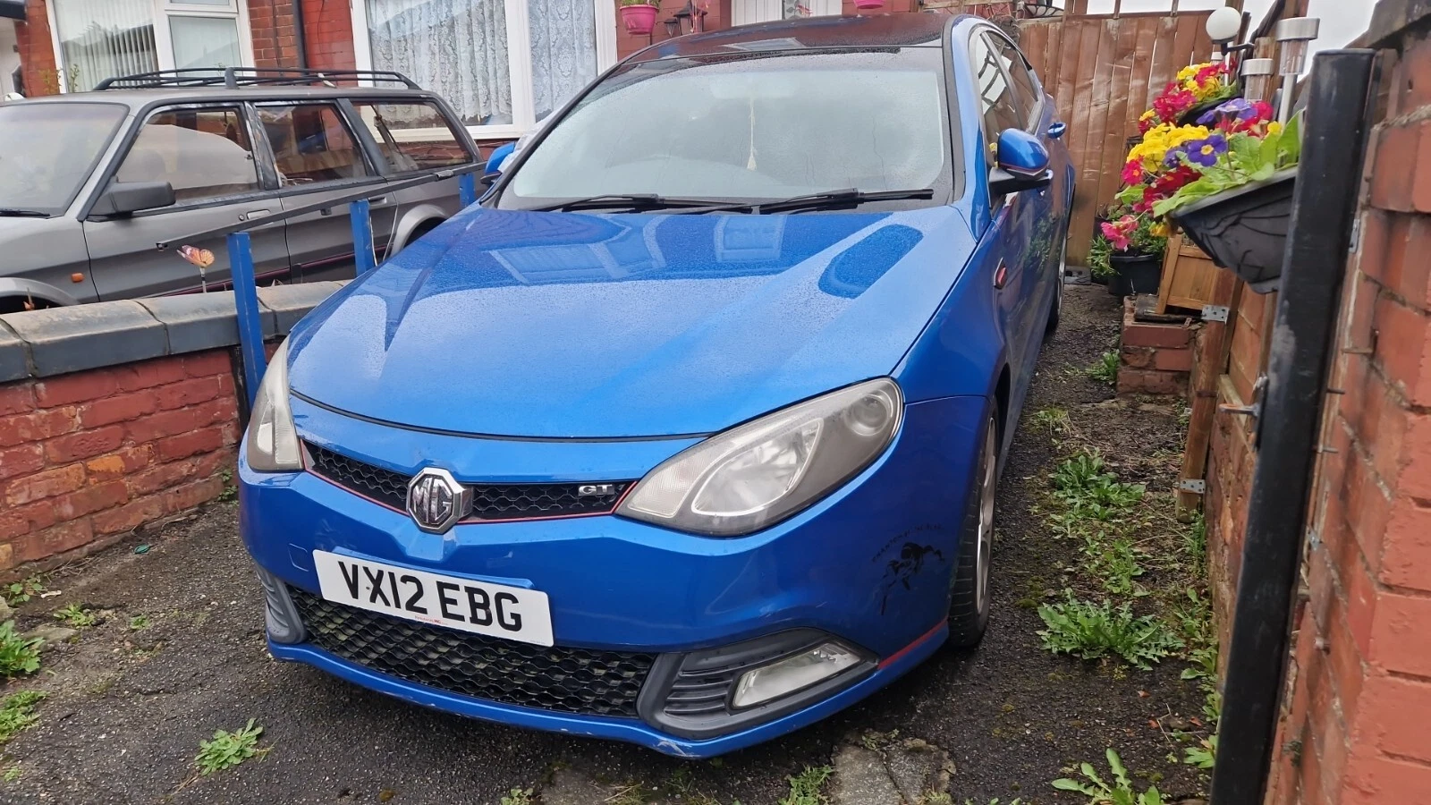 2012 MG MG6 GT 1.8T SE BLUE - Picture 1 of 3