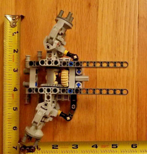 LEGO Technic Solid Front Wheel Drive + Steering - new parts - Picture 3 of 10