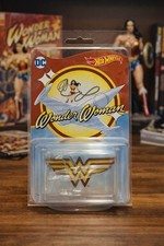 Hot Wheels DC Wonder Woman Invisible Jet 2017 Collector Edition Mattel NEW
