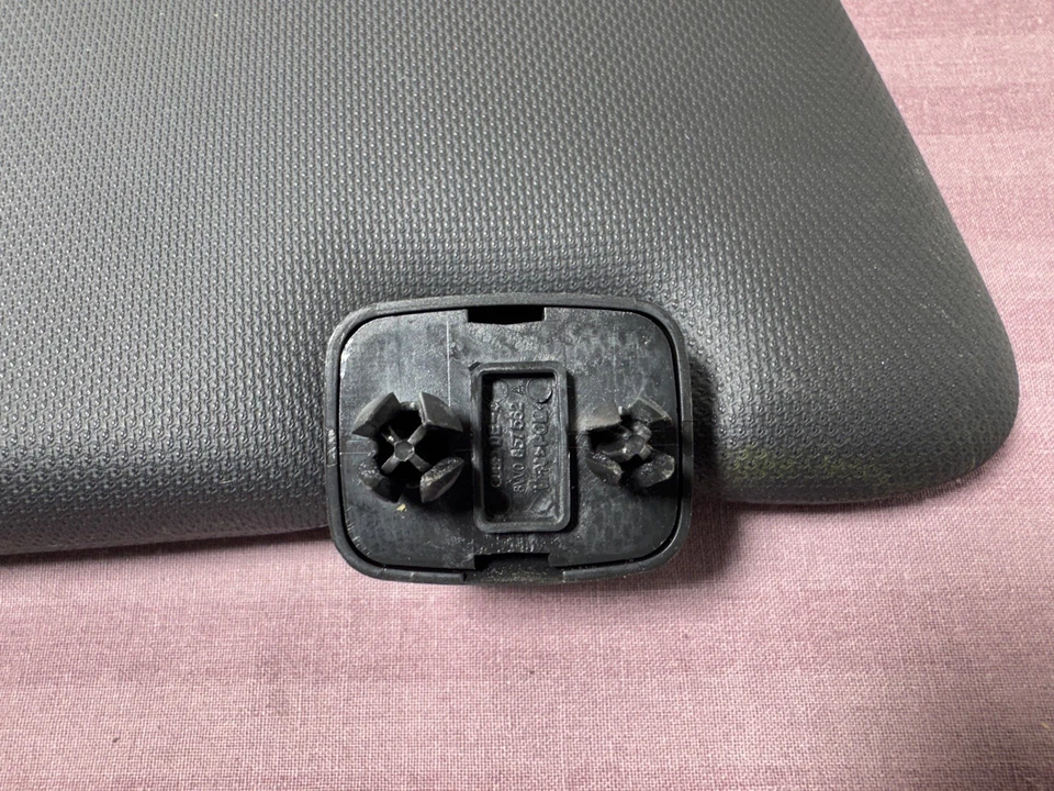 2015 - 2018 AUDI Q3 LEFT DRIVER SIDE SUNVISOR BLACK OEM - Image 2 of 4