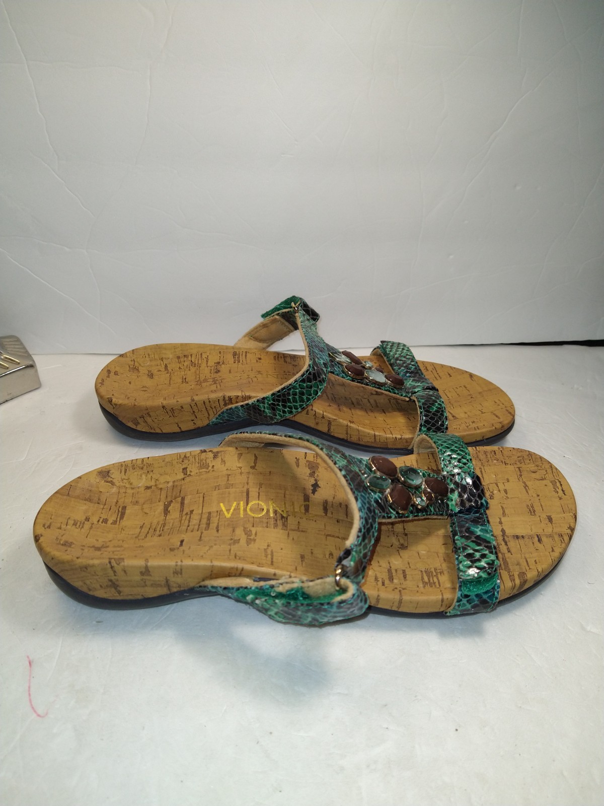 Vionic Viviana T-Strap Leather Jewel Beaded Slide Sandals Women's sz 8