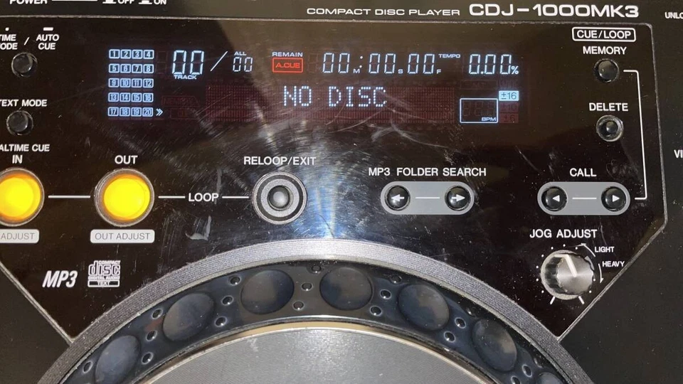 Pioneer DJ CDJ-1000MK3 Profesional Digital DJ CD/MP3 Player JP - Imagen 3 de 4