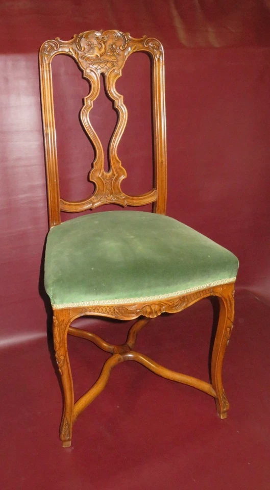 古董法国手工雕刻胡桃木侧椅带绿色内饰座椅 c. 1880 — 第 2/4 张图片