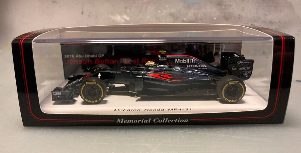 1/43 Spark SF13 McLaren Honda MP4-31 Jenson Button Abu Dhabi GP 2016 "Last Run" - Bild 3 von 4