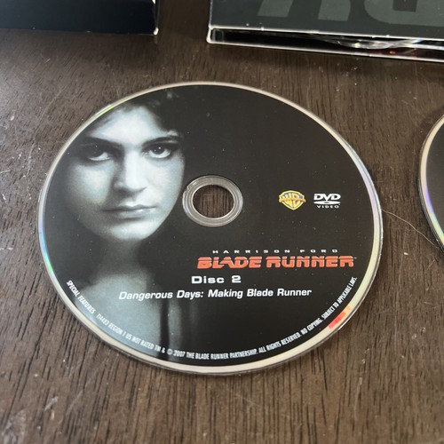 Blade Runner Four-Disc Collectors Edition DVD With Harrison Ford - Picture 4 of 22