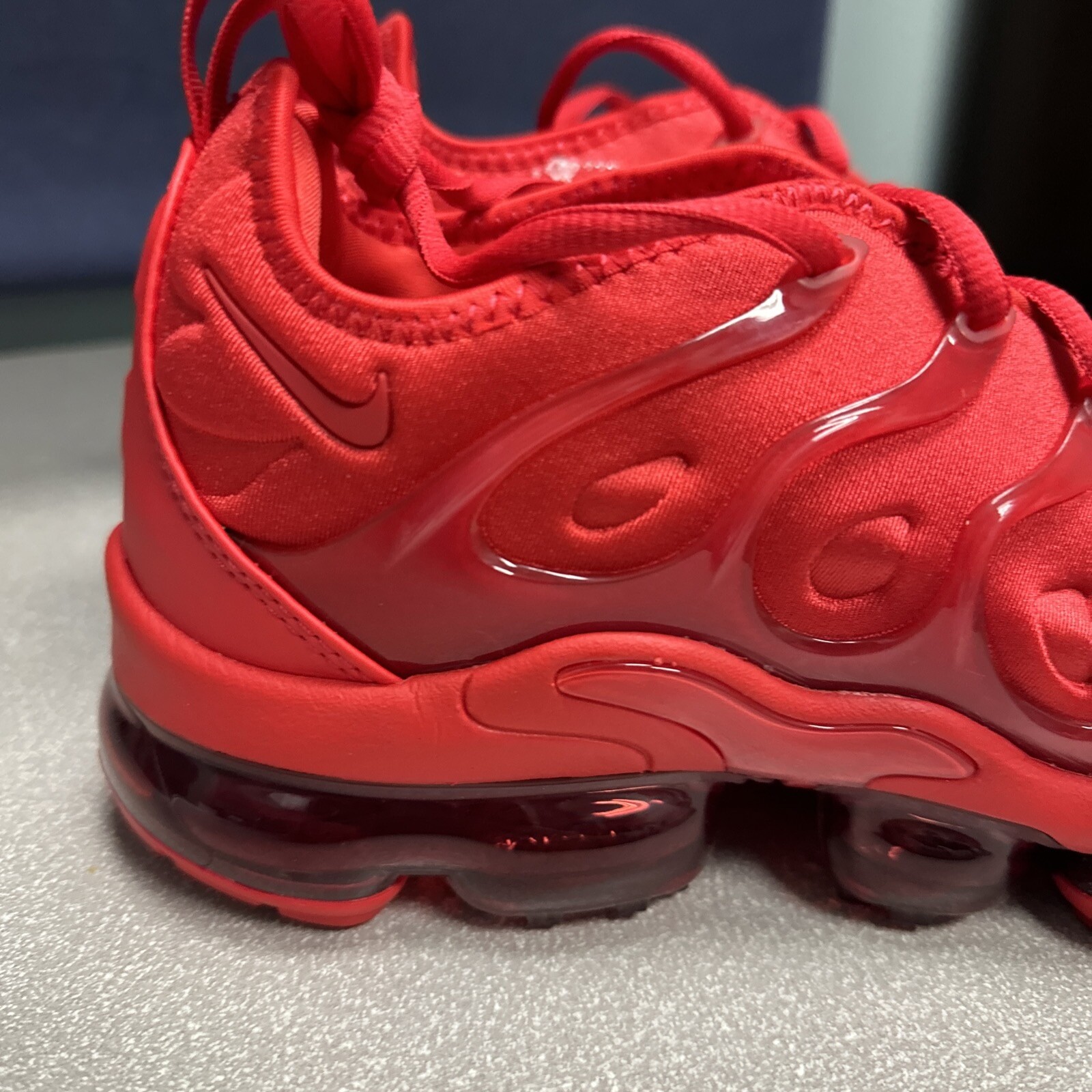 Size 9.5 - Nike Air VaporMax Plus 