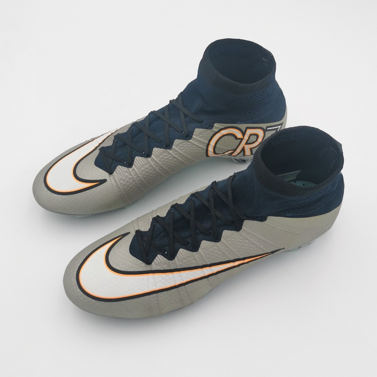 Nike Mercurial フットサルシューズCR7モデル NIKE MERCURIAL SUPERFLY 4 CR7 SILVERWARE ELITE FG SAMPLE US9