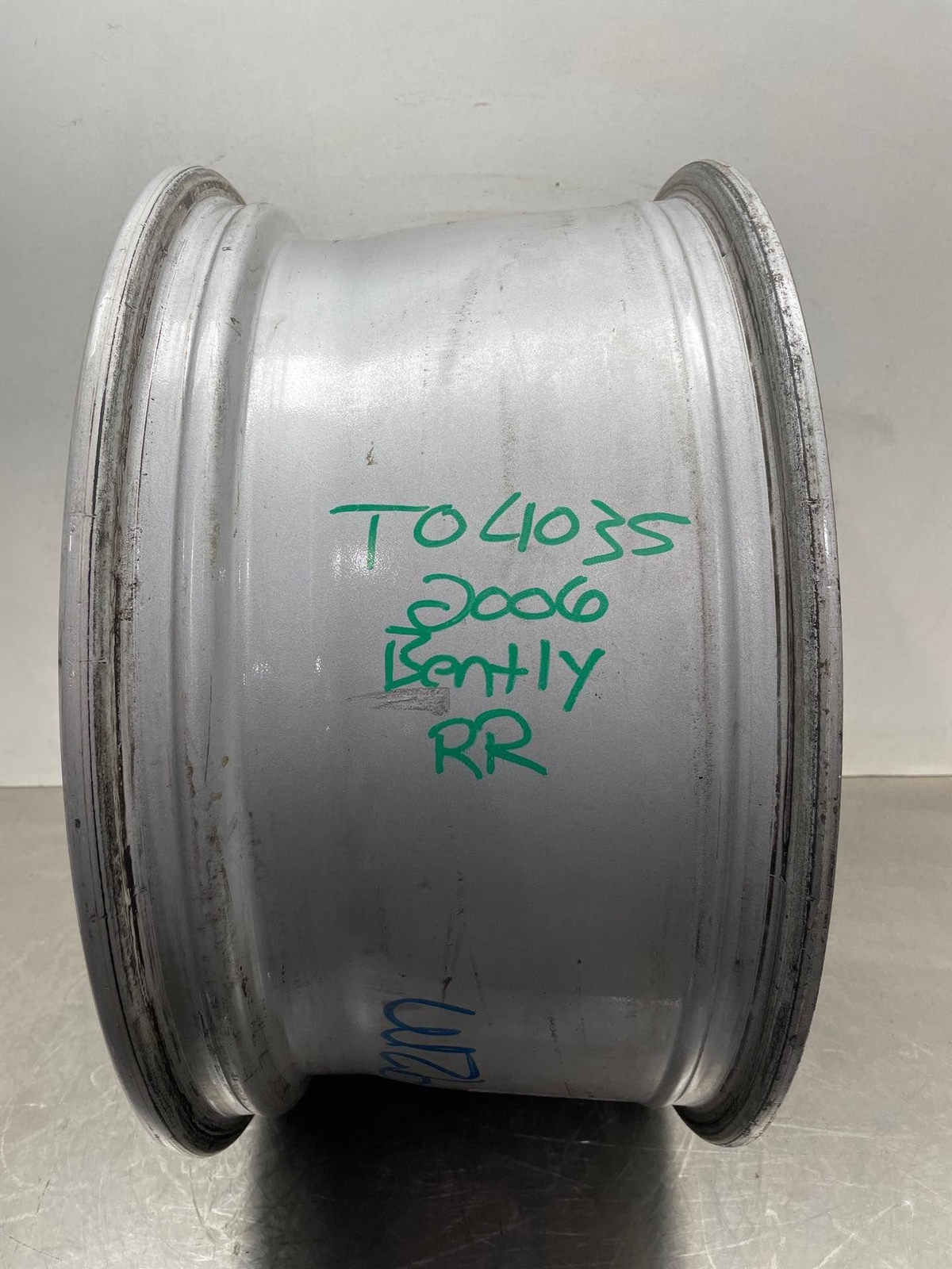 2006 Bentley Continental Wheel Rim 19"x9" Alloy 5 Spoke *SCUFFS* OEM 3W0601025R