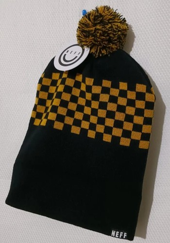 WITH TAGS Men's Neff Black And Dark Yellow Checkered Snow Signature Beanie - Picture 2 of 6