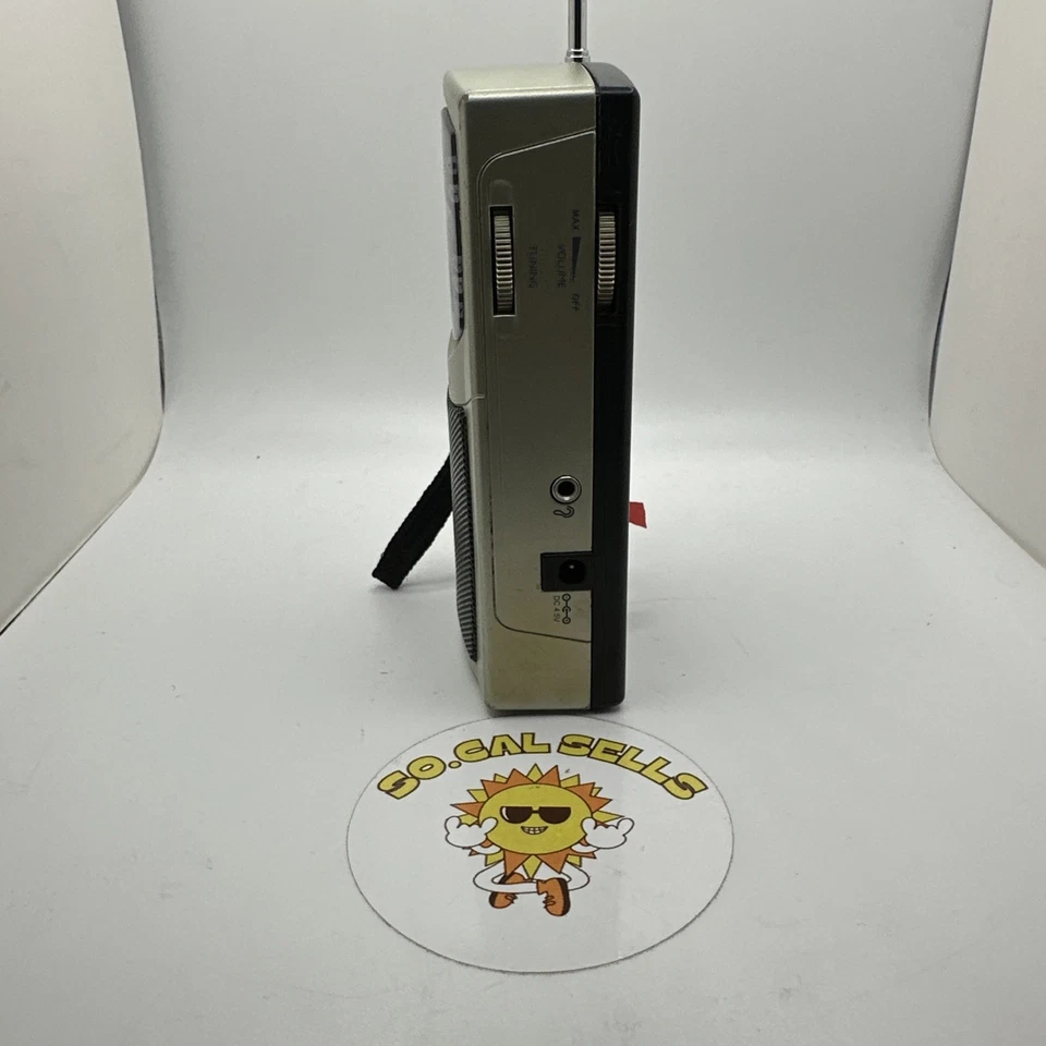 RadioShack 12-817 Multi-Banda Portátil AM FM TV AIR Receptor de Radio Funciona USADO Foto 2 de 4