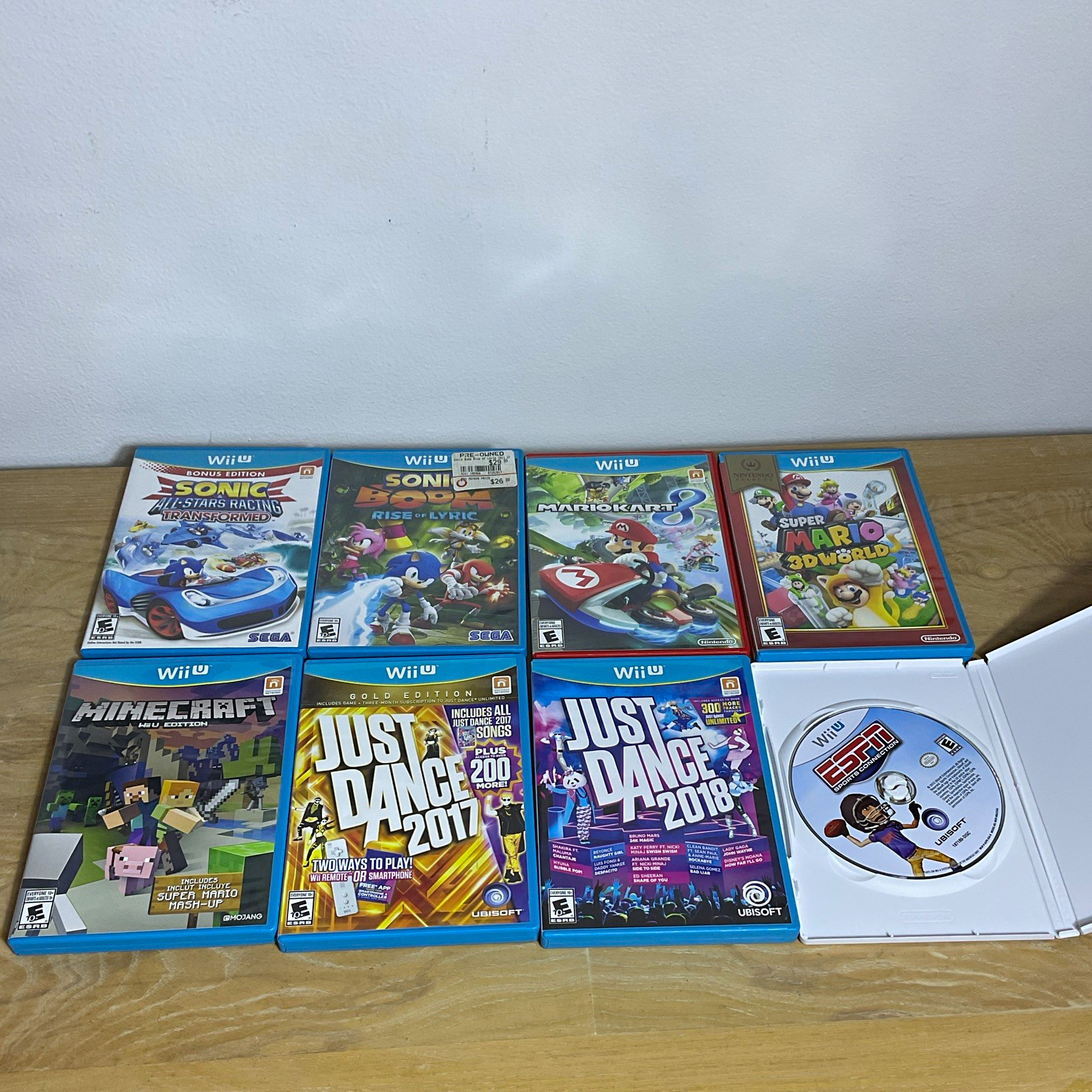 Wii U Game Lot w/ Cases Sonic Mario Kart 8 Mario Party 10 Minecraft Just Dance