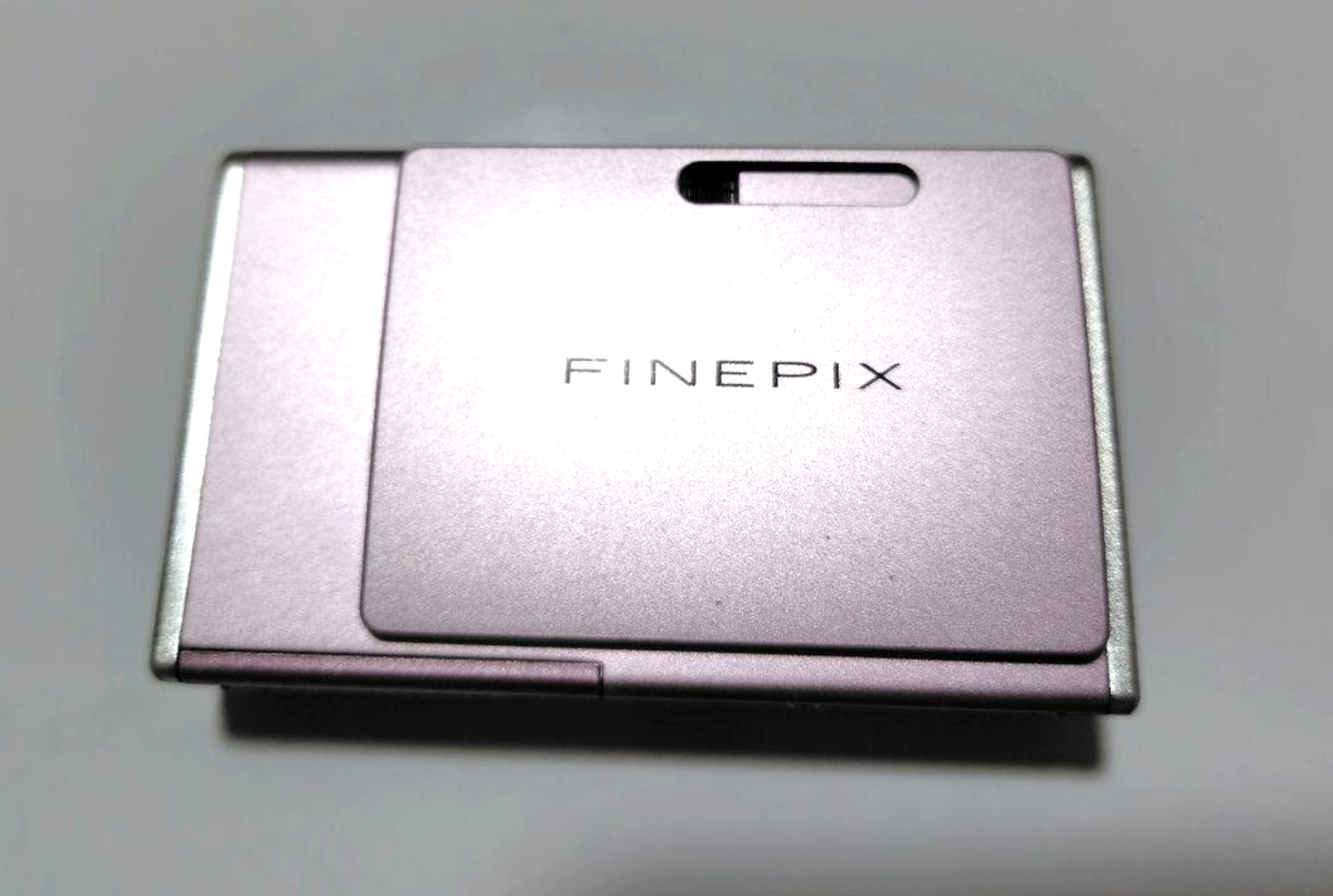 Fujifilm FinePix Z3 Pink 5.1MP 3x Zoom Digital Camera Japan Tested