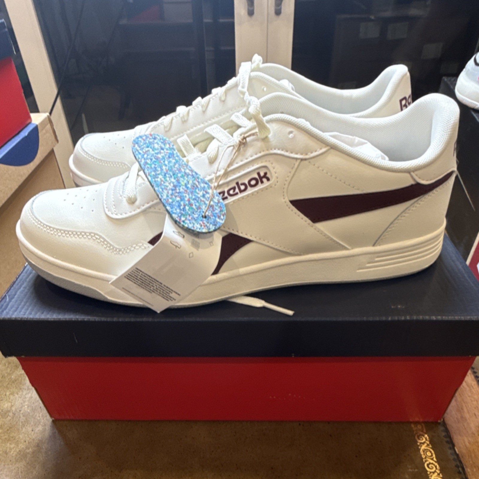 Reebok Court Advance White Burgundy 100071243 Low Top Leather X-Wide Sneakers