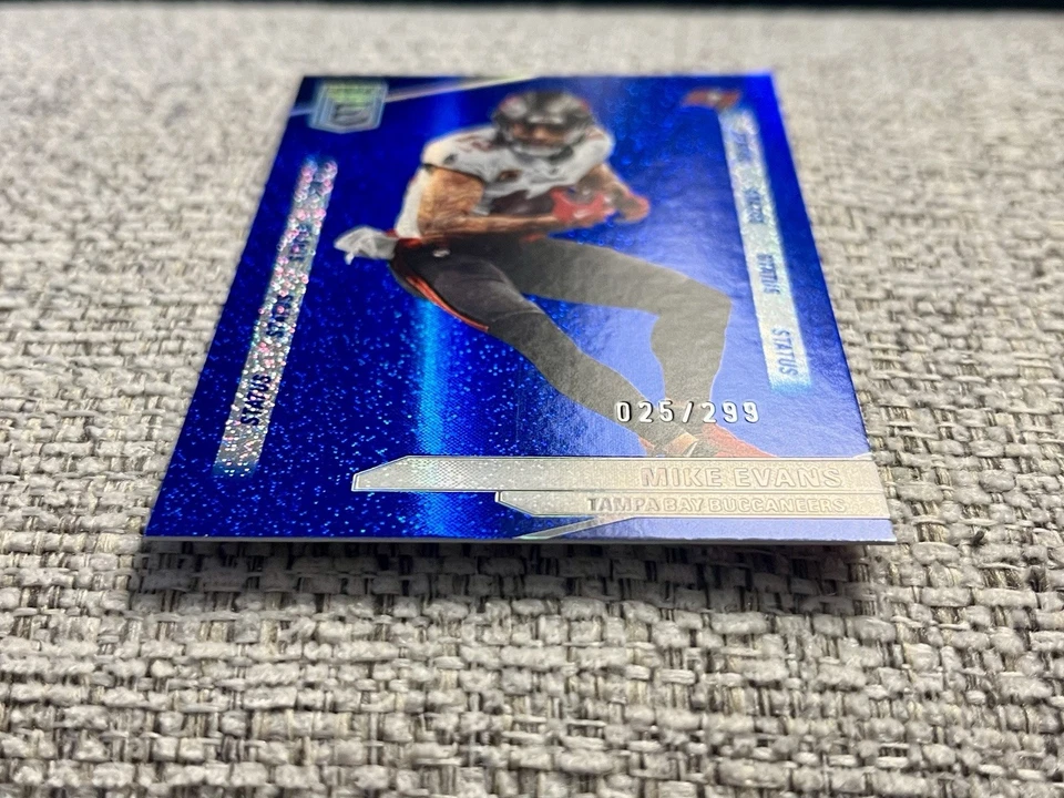 Panini Elite #11 Mike Evans Tampa Bay Buccaneers Status Card 025/299 2023 - Image 4 of 4