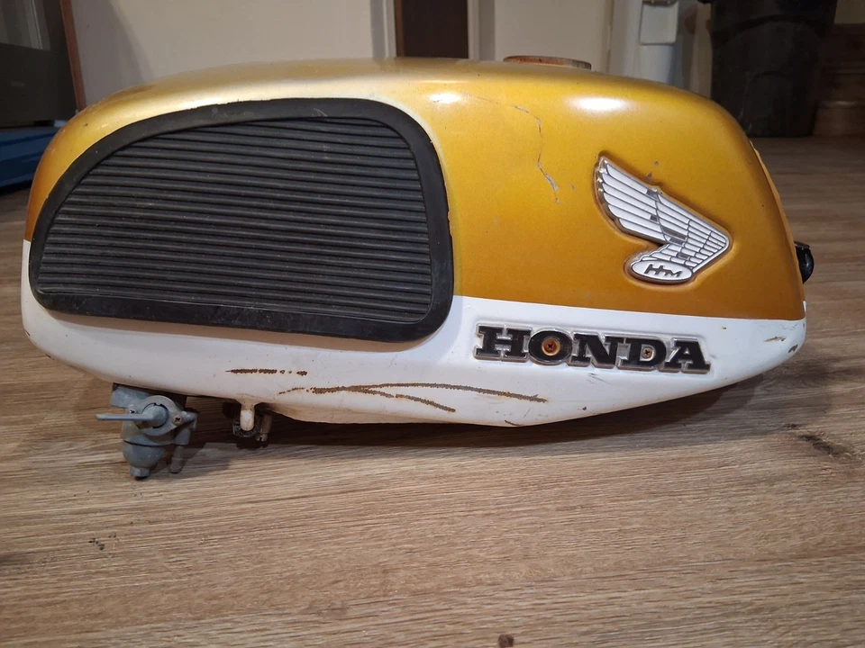 Honda CB175 1969 tanque de gasolina, dorado, rata, café racer, bobber, construcción de bicicleta personalizada Foto 2 de 4