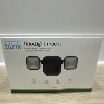 Blink Floodlight Mount Black Battery-Powered 700 Lumens LED Outdoor Camera