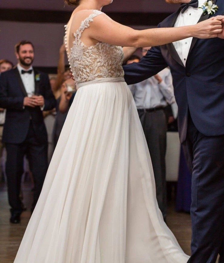 Vestido de novia Reem Acra Juliet, talla de novia 16, cuentas, seda, calle talla 10 $5995 nuevo Foto 2 de 4