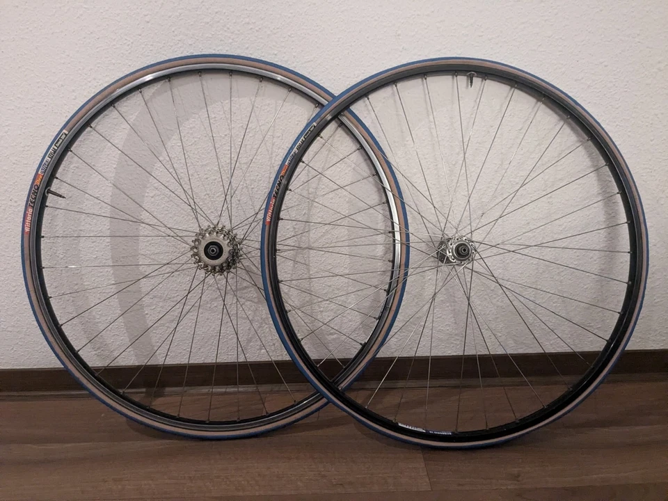 Ambrosio 19 elite wheelset, 700 x 20c, Ofmega hubs, Maillard 7s, Vittoria Tecno