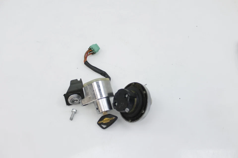 06-15 铃木 BOULEVARD M109 M109R 发射锁钥匙套装 带气盖和座椅锁 — 第 4/4 张图片