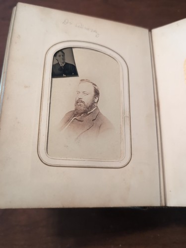 CDV & Tintype Photo Album Carte de Visite Antique American Photographs NYC - Picture 3 of 22