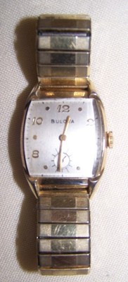 Vintage 1952 Bulova Mens Watch Gold Filled Manual Wind Runs Excellent Condition
