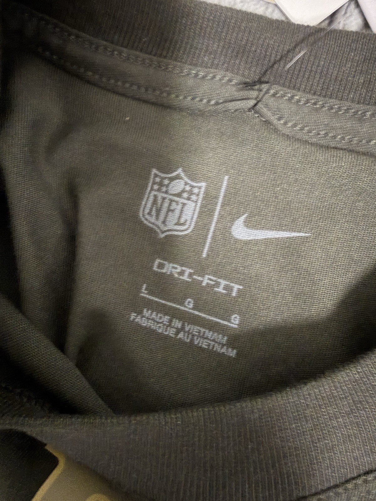 NWT Women's Nike New York Giants Sideline LS 2025 Salute to Service Tshirt Large thumbnail 7