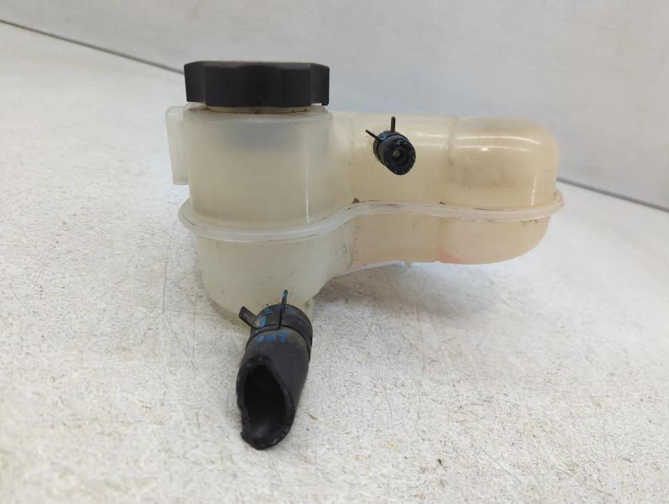 2008-2010 Dodge Avenger Windshield Washer Fluid Reservoir Bottle Oem W8RIS - Image 4 of 4