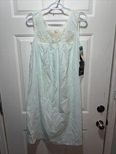 NWT Vintage Vanity Fair Nightgown Small