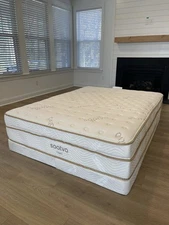 Saatva Luxury Firm King Mattress 11.5" And 14.5" Available, Pick Up Chicagoland 