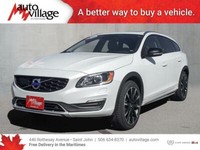 2018 Volvo V60 Cross Country Premier - LEATHER!