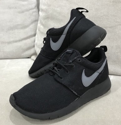black roshe runs mens