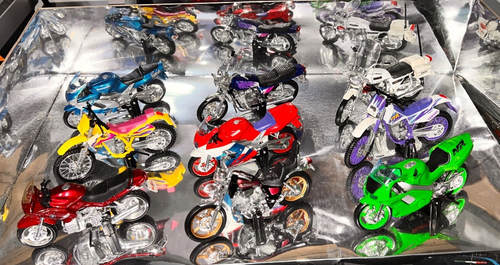 Maisto Lot 1:18 Motorcycle Collection Yamaha BMW Kawasaki Suzuki Honda Diecast